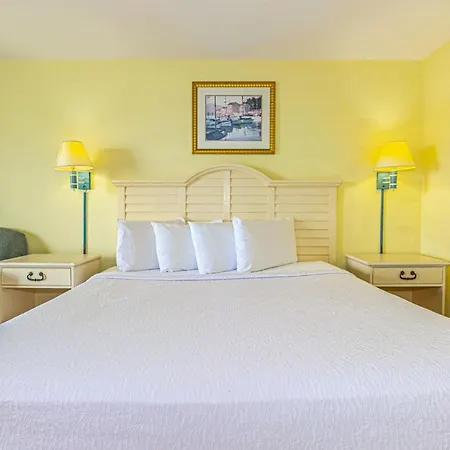 Oversized Ocean View Condo Perfect For 2-4 Guests Sea Mist 50713